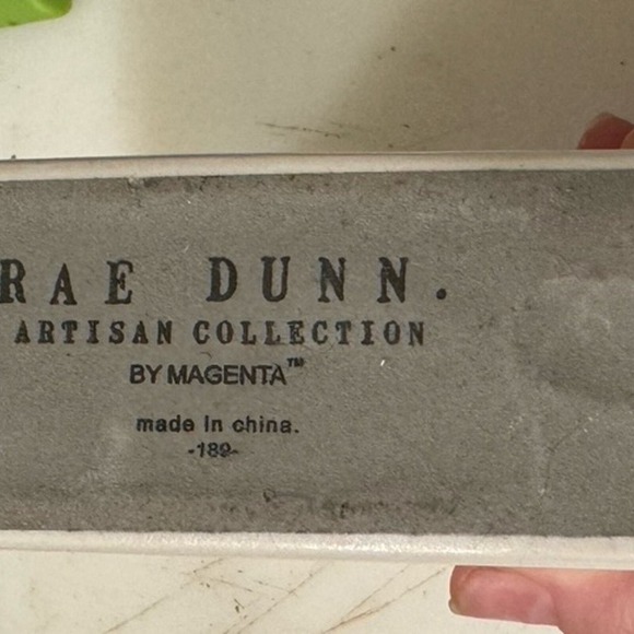 Rae Dunn BE BOLD and BE YOU Desk, Wall or Shelf Decor - Picture 3 of 3